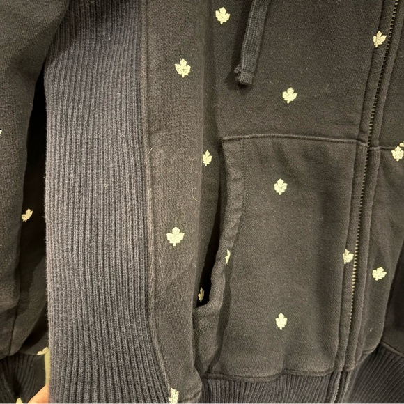 Roots Toronto Maple Leafs crossover zipper hoodie L/G - Picture 8 of 11